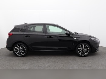 Used Hyundai i30 2024 for sale - 77117433: Photo