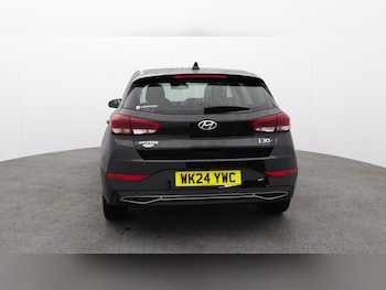 Used Hyundai i30 2024 for sale - 77117433: Photo