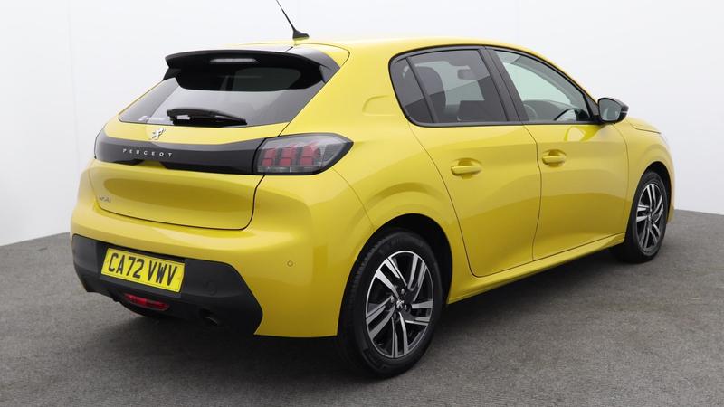 Used Peugeot 208 2023 for sale - 77363487: Photo 3