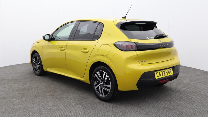 Used Peugeot 208 2023 for sale - 77363487: Photo 5