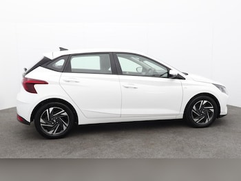 Used Hyundai i20 2022 for sale - 77493429: Photo
