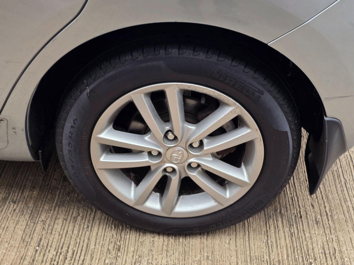 Used Toyota Auris 2009 for sale - 77612933: Photo 28