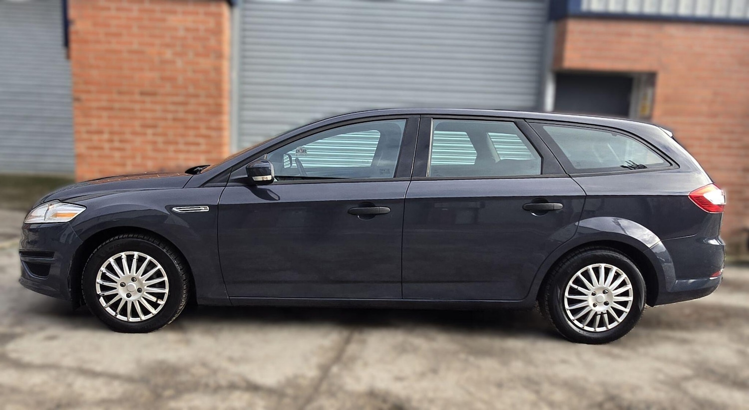 Used Ford Mondeo 2014 for sale - 76786794: Photo 4