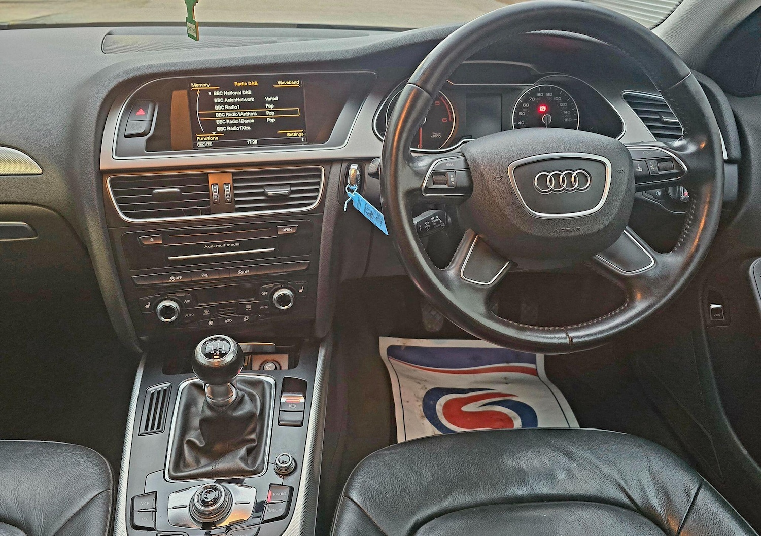 Used Audi A4 Avant 2014 for sale - 77793888: Photo 16