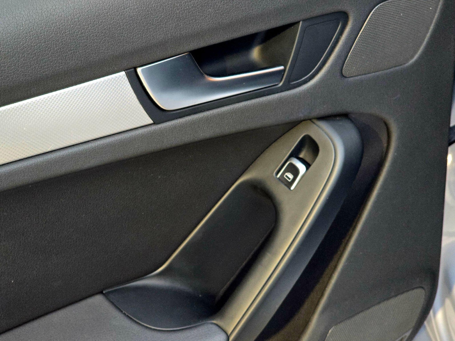 Used Audi A4 Avant 2014 for sale - 77793888: Photo 25