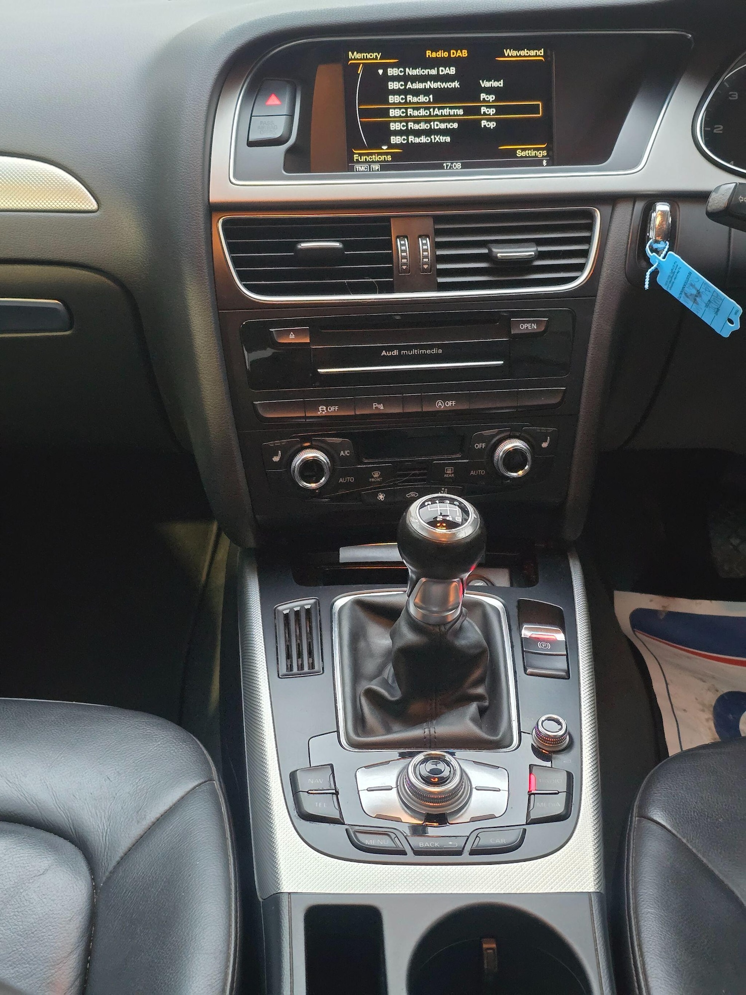 Used Audi A4 Avant 2014 for sale - 77793888: Photo 26