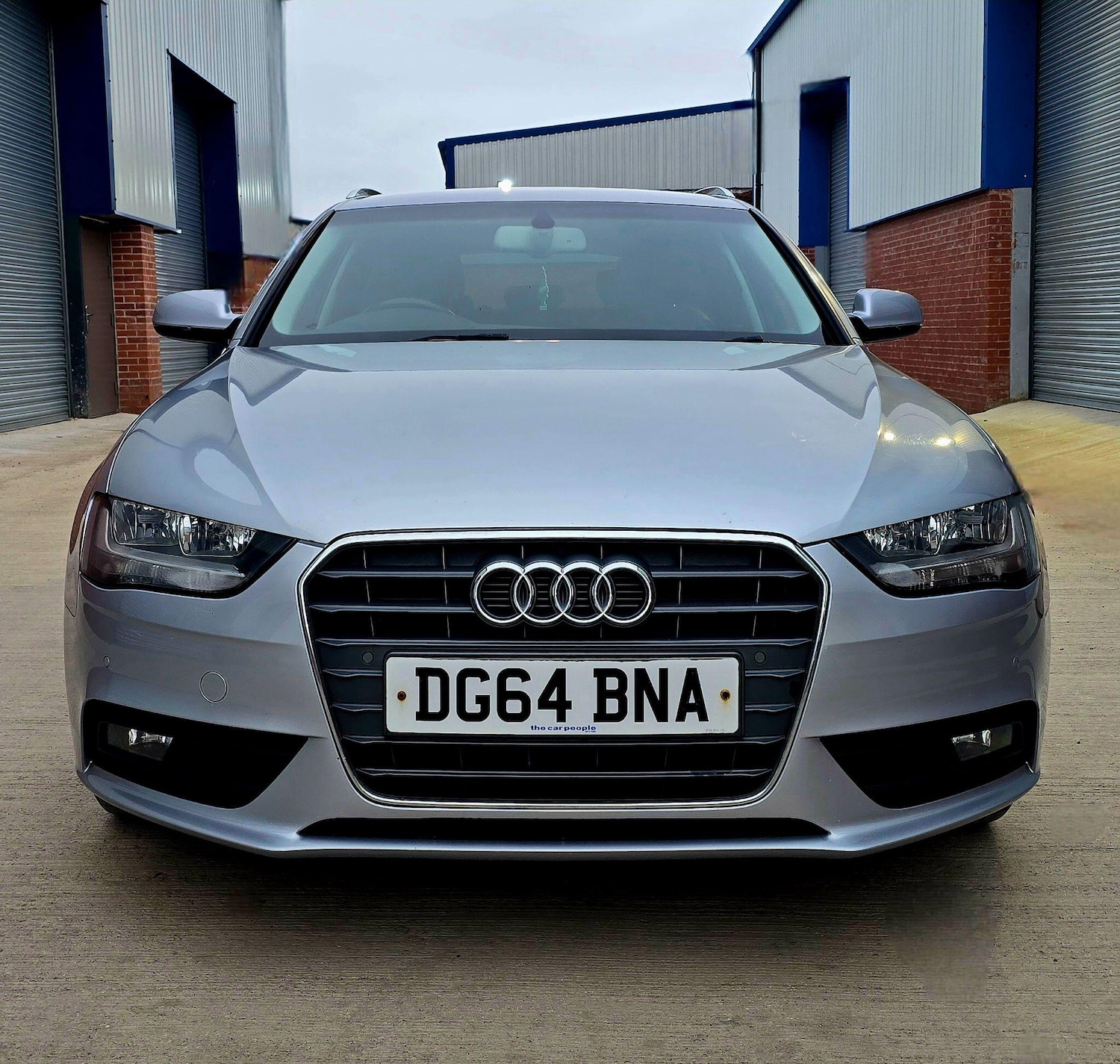 Used Audi A4 Avant 2014 for sale - 77793888: Photo 5