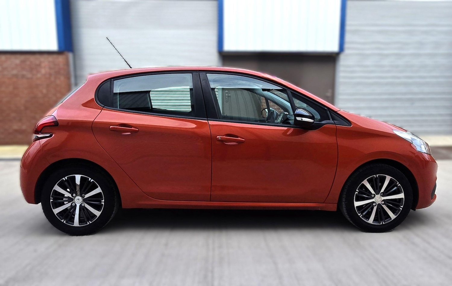 Used Peugeot 208 2016 for sale - 77709760: Photo 11