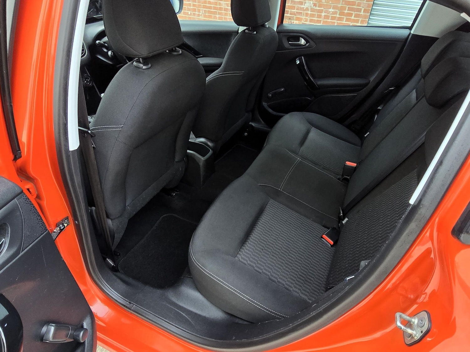 Used Peugeot 208 2016 for sale - 77709760: Photo 17