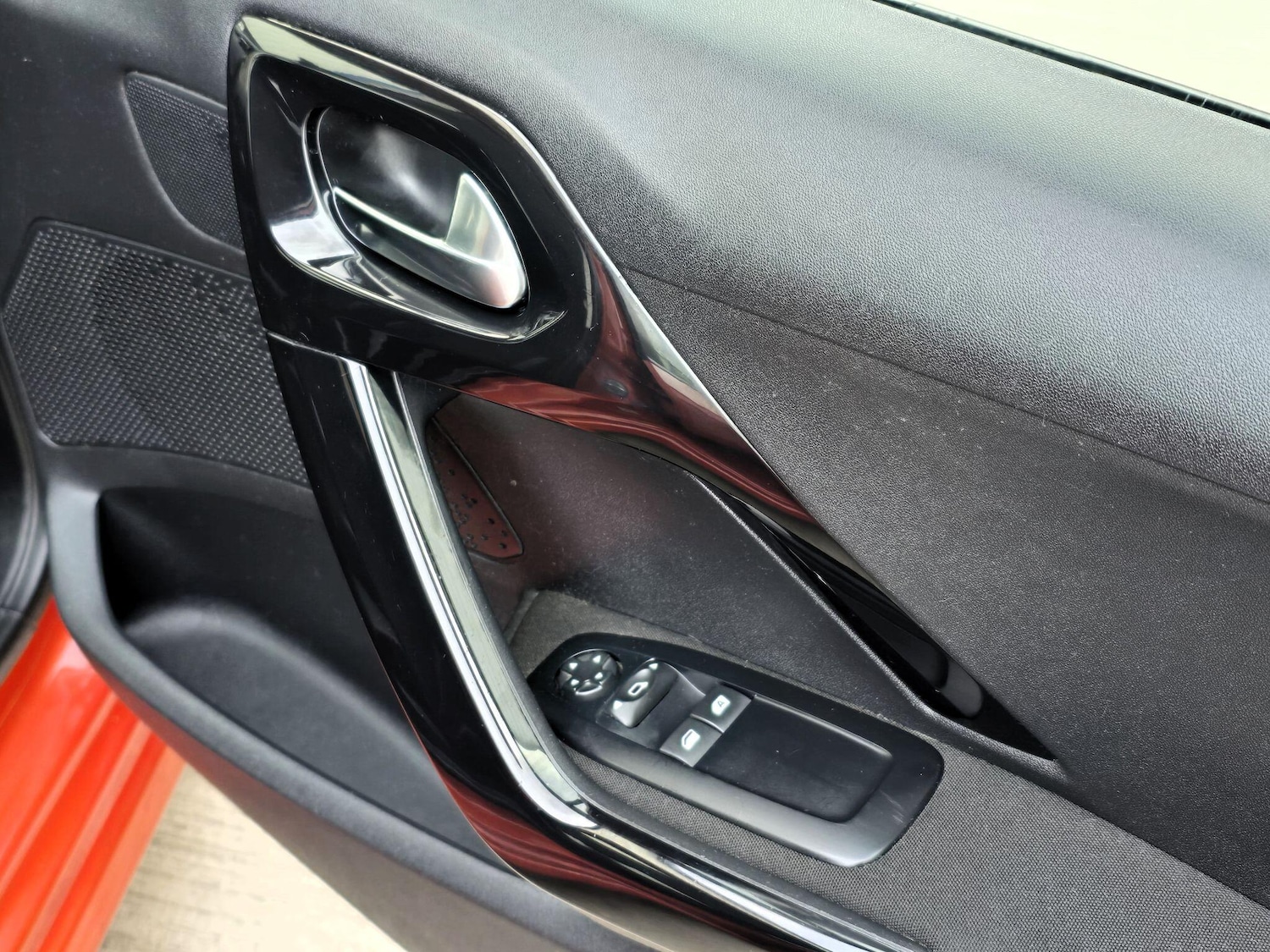 Used Peugeot 208 2016 for sale - 77709760: Photo 20