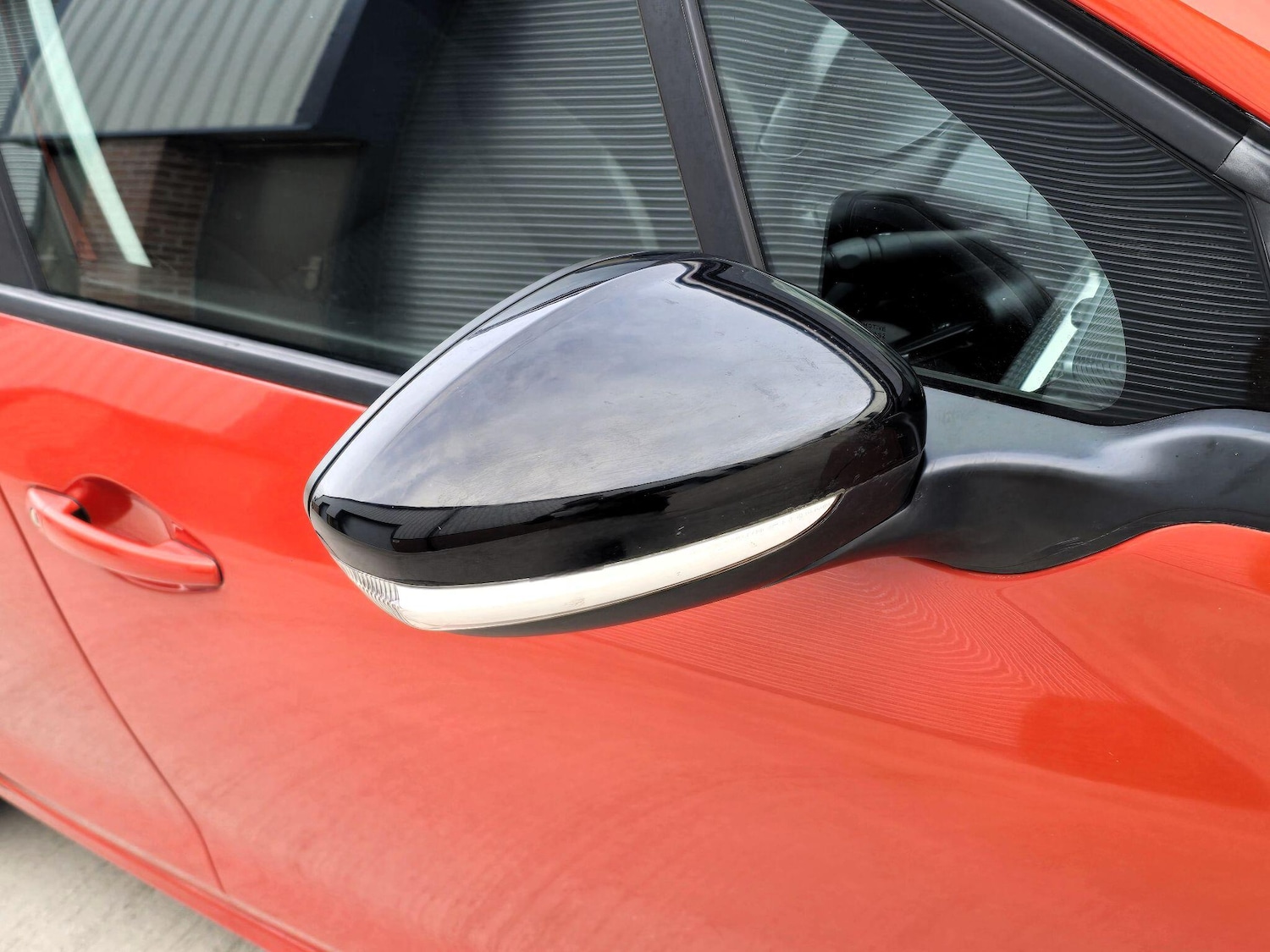 Used Peugeot 208 2016 for sale - 77709760: Photo 28