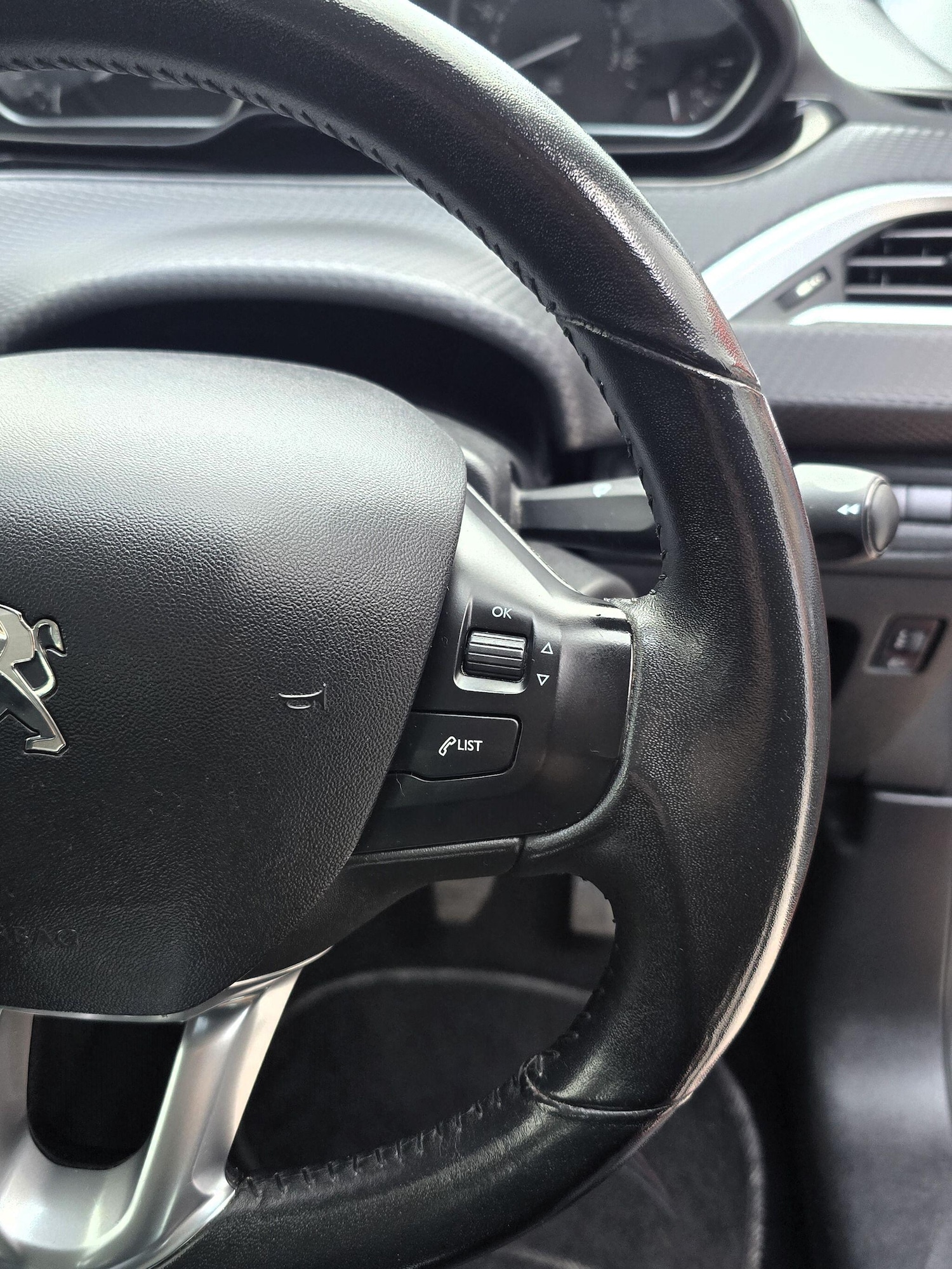 Used Peugeot 208 2016 for sale - 77709760: Photo 33