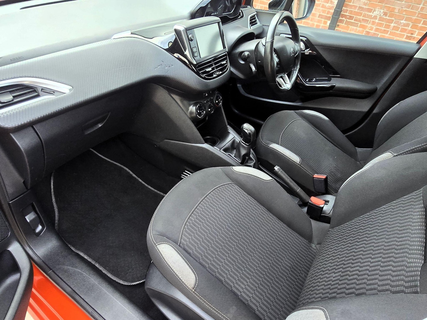 Used Peugeot 208 2016 for sale - 77709760: Photo 34