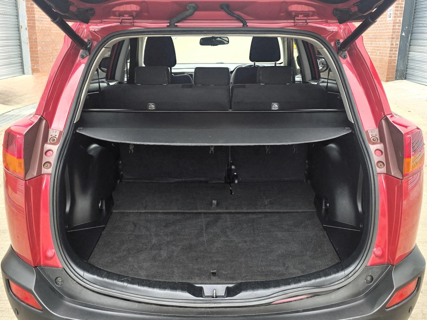 Used Toyota RAV4 2014 for sale - 76521932: Photo 31