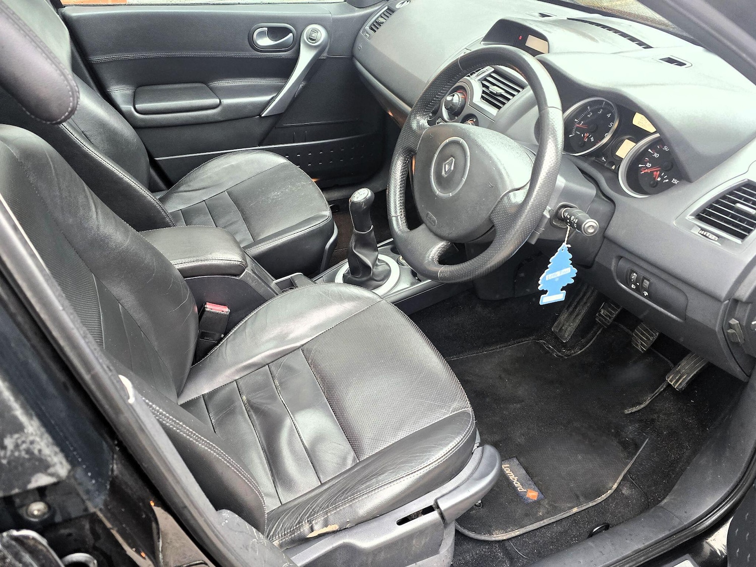 Used Renault Megane 2007 for sale - 76855801: Photo 2