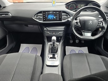 Used Peugeot 308 2014 for sale - 76094685: Photo 4