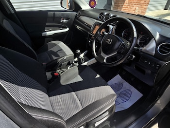 Used Suzuki Vitara 2017 for sale - 75909215: Photo