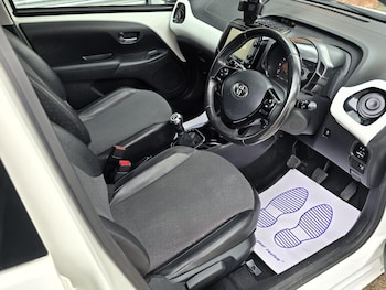 Used Toyota AYGO 2015 for sale - 75909216: Photo