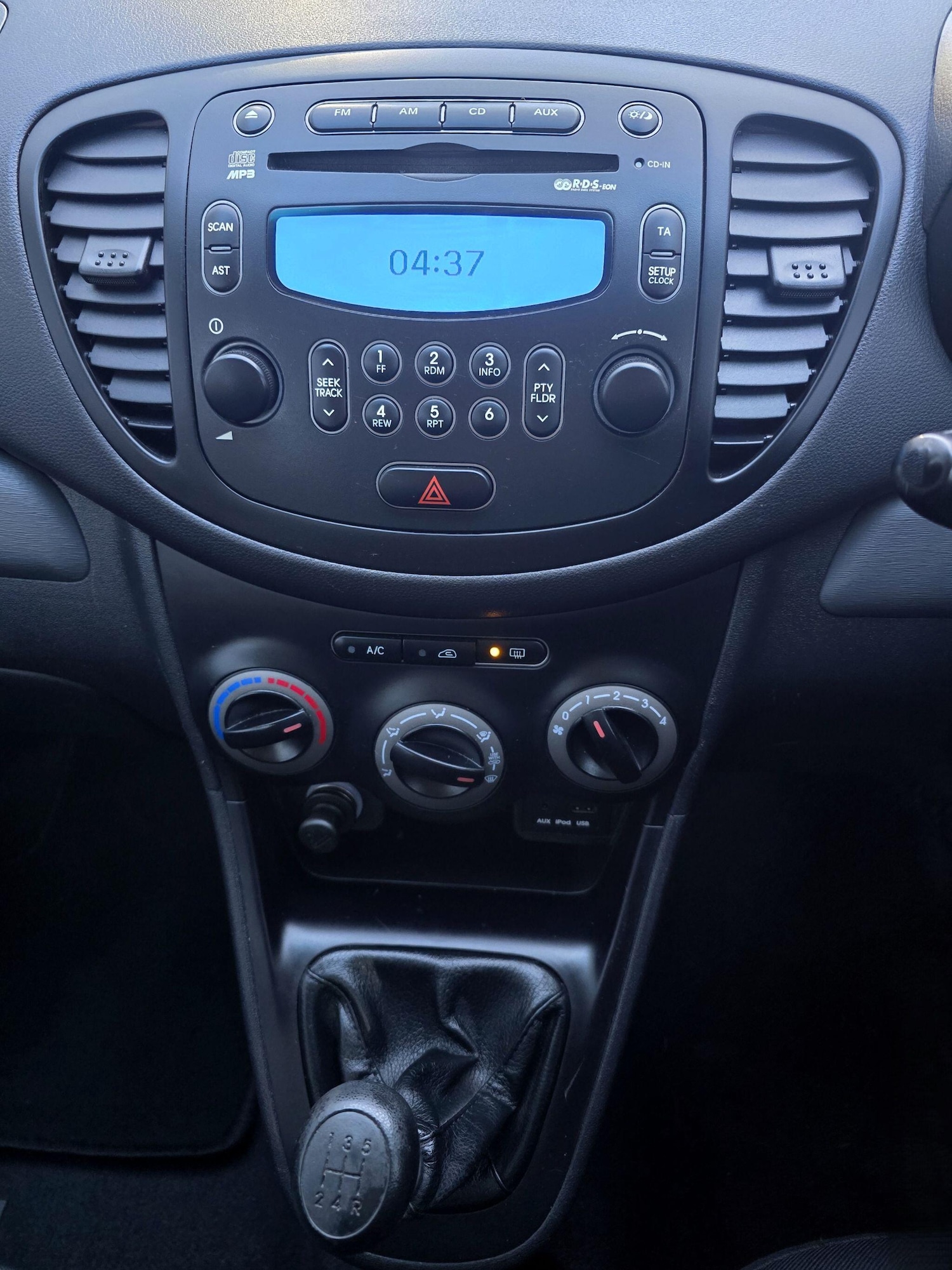 Used Hyundai i10 2014 for sale - 77084485: Photo 17