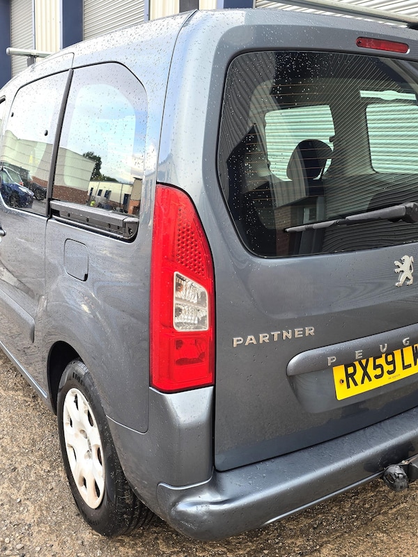 Used Peugeot Partner Tepee 2009 for sale - 76337384: Photo 15