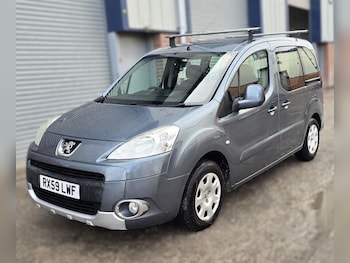 Used Peugeot Partner Tepee 2009 for sale - 76337384: Photo 4