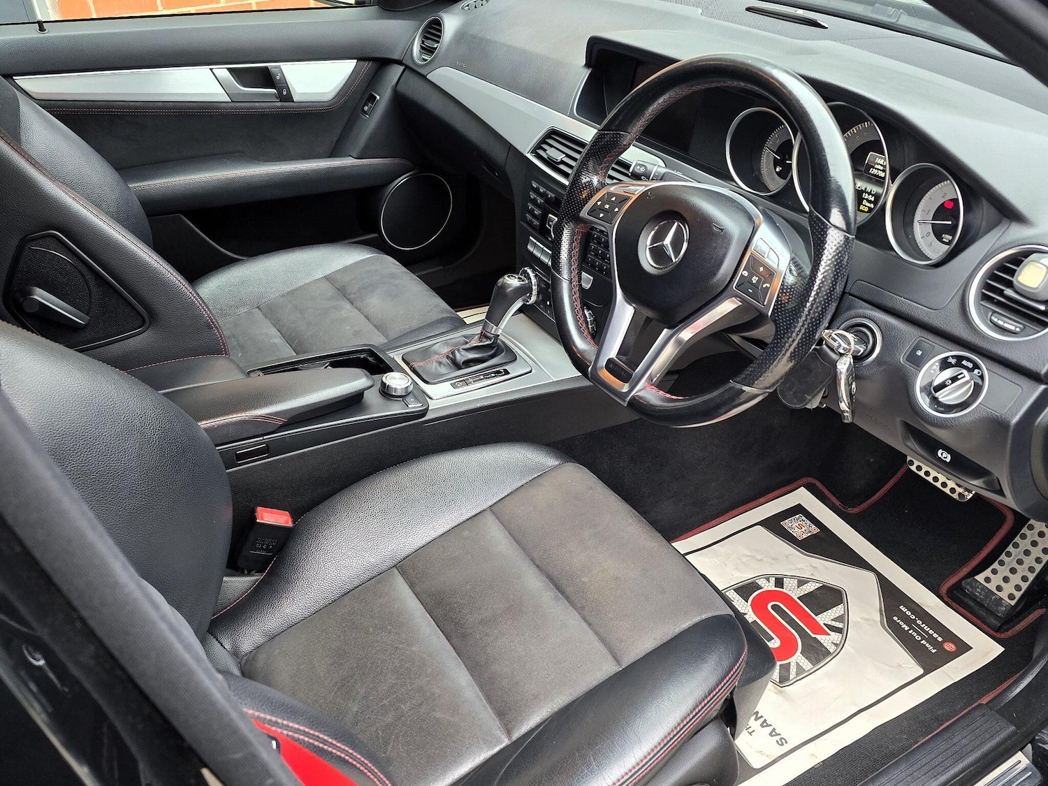 Used Mercedes-Benz C Class 2012 for sale - 76990404: Photo 12