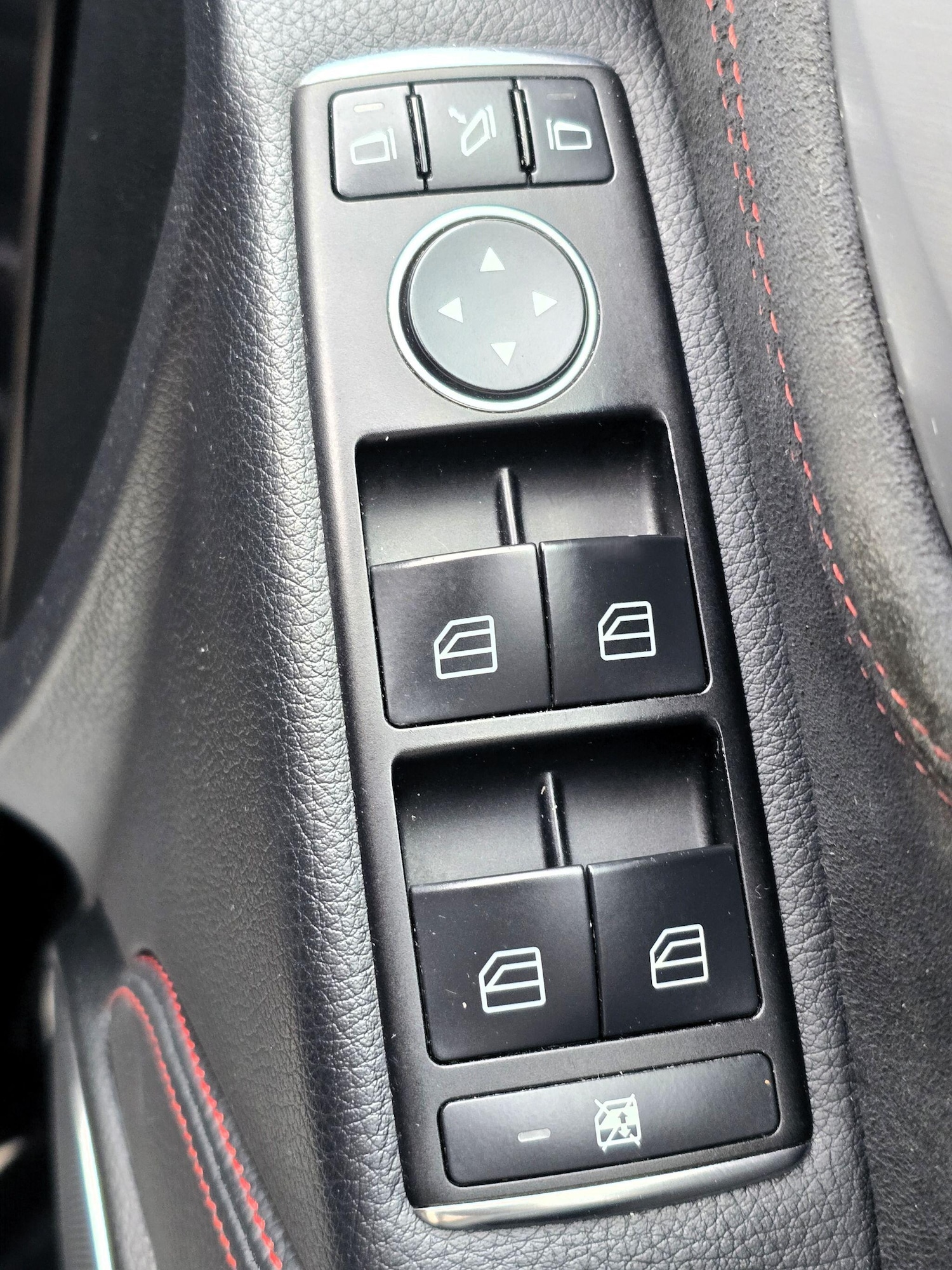 Used Mercedes-Benz C Class 2012 for sale - 76990404: Photo 15