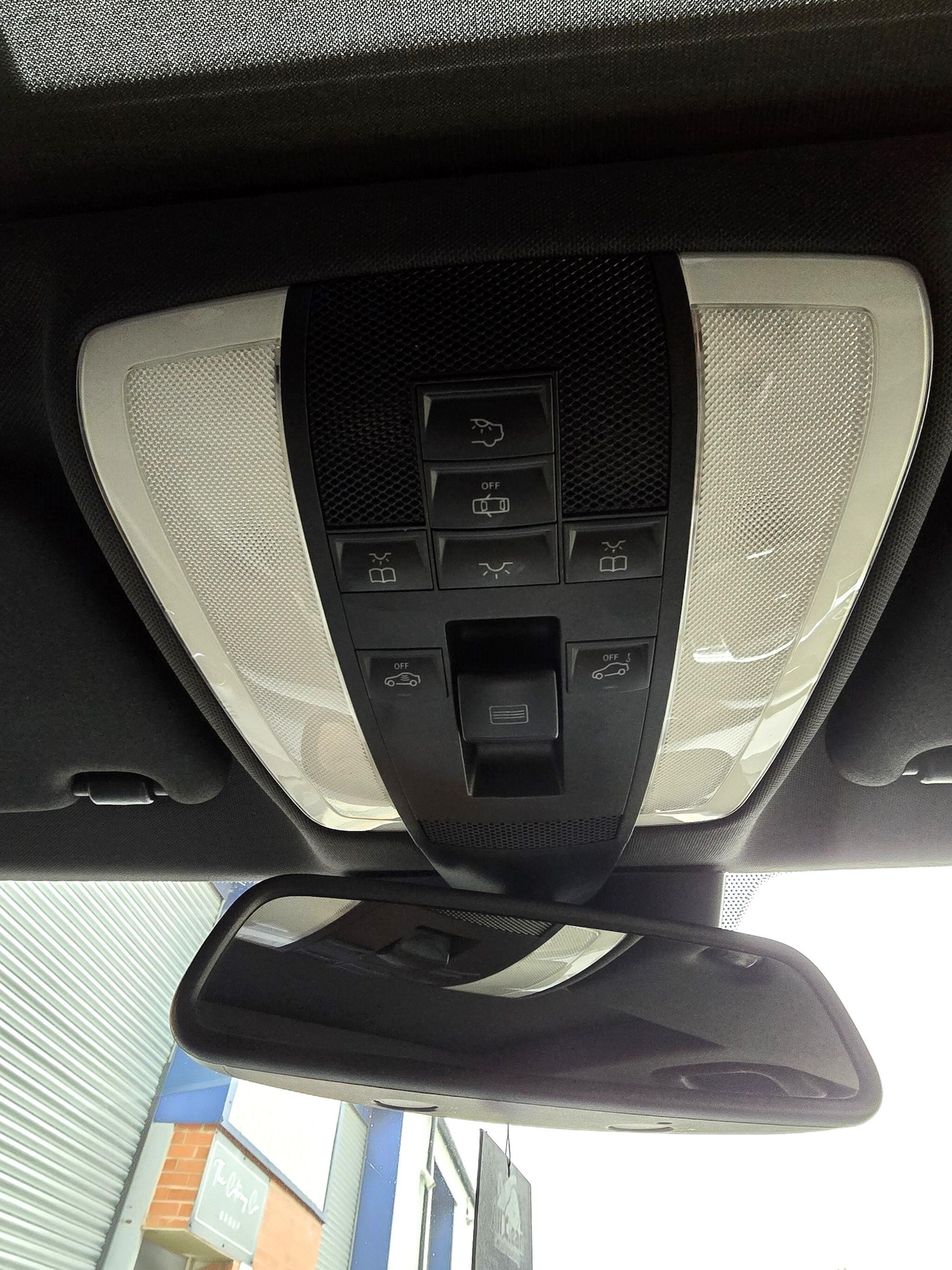 Used Mercedes-Benz C Class 2012 for sale - 76990404: Photo 32