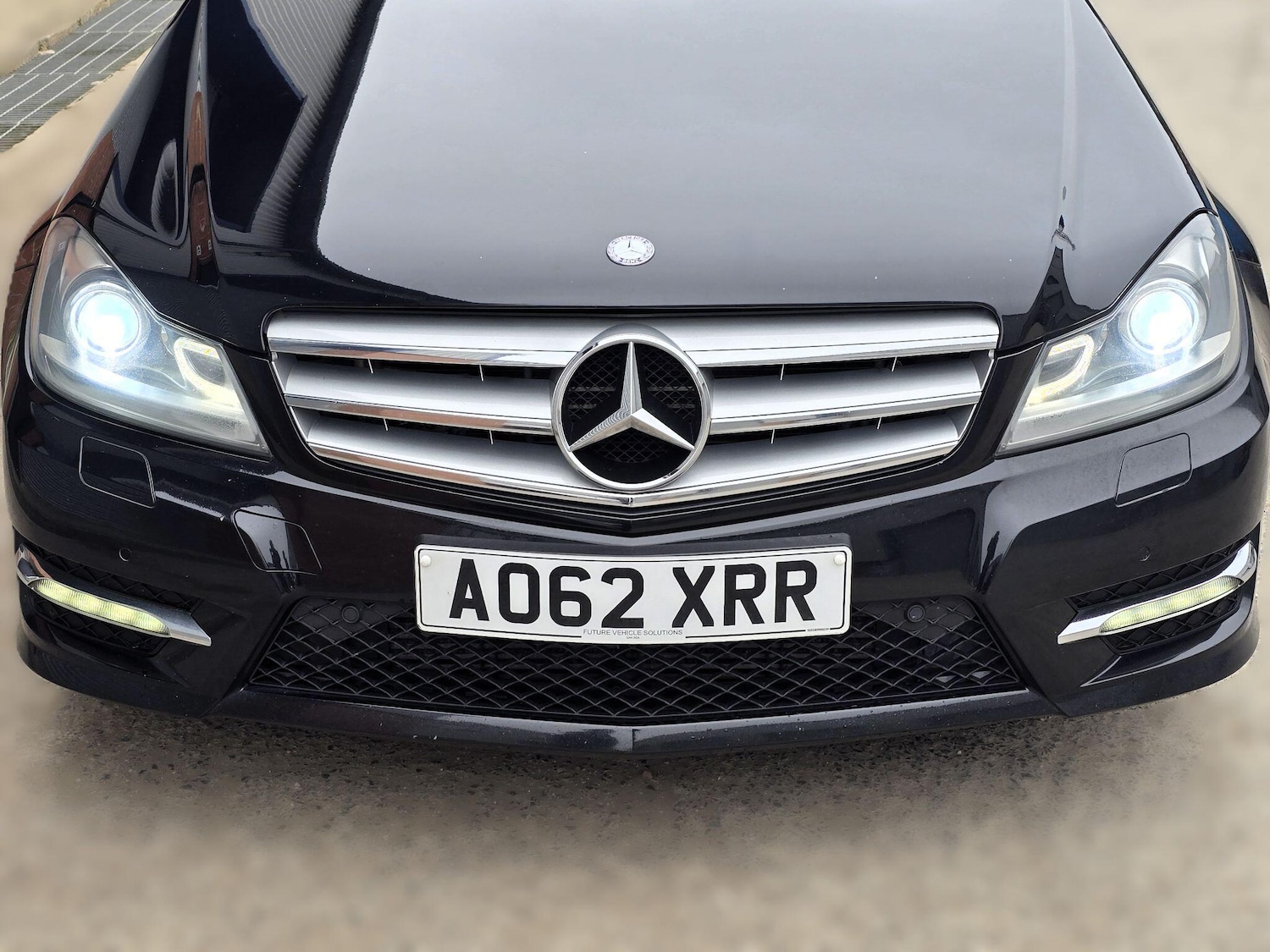 Used Mercedes-Benz C Class 2012 for sale - 76990404: Photo 5