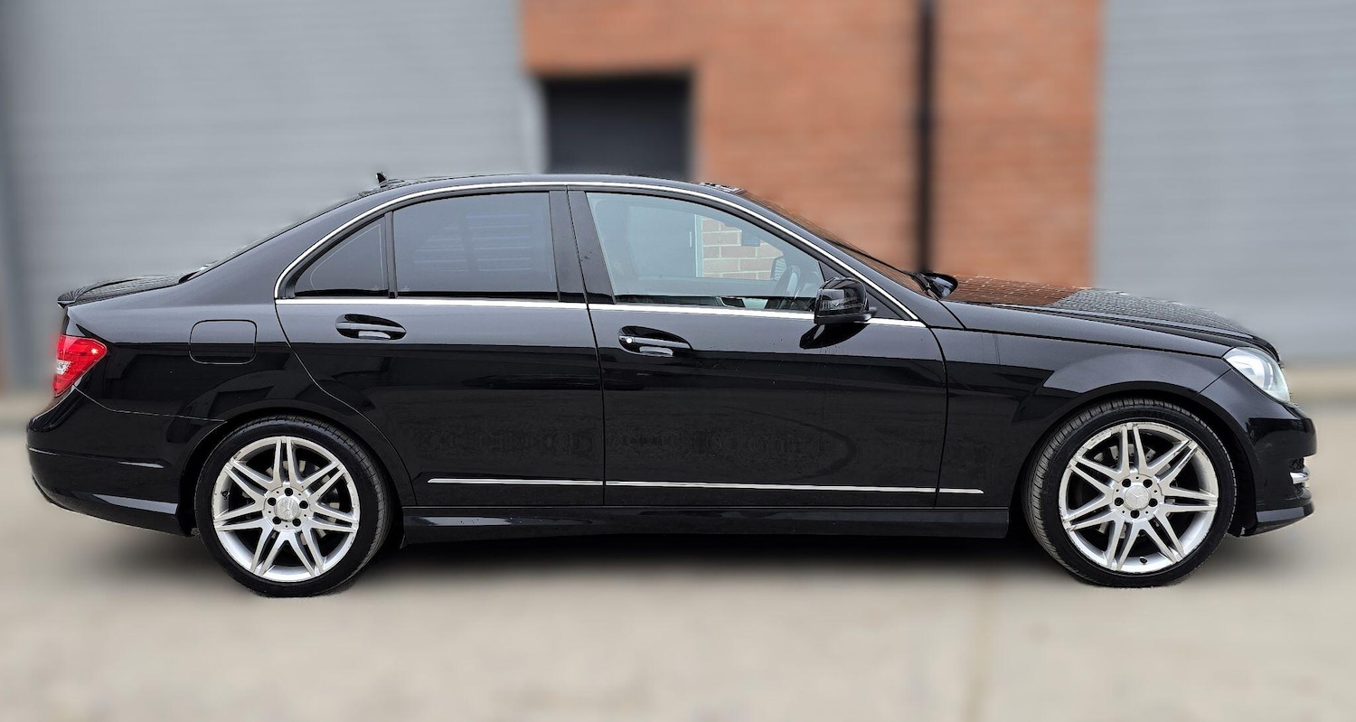 Used Mercedes-Benz C Class 2012 for sale - 76990404: Photo 9