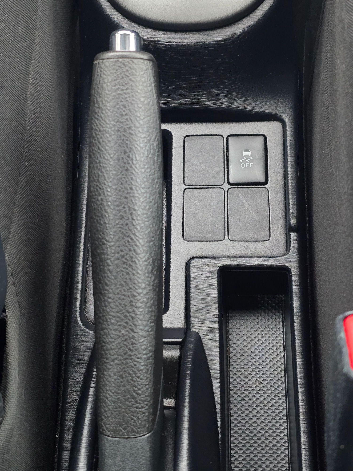 Used Toyota Yaris 2012 for sale - 76855699: Photo 14