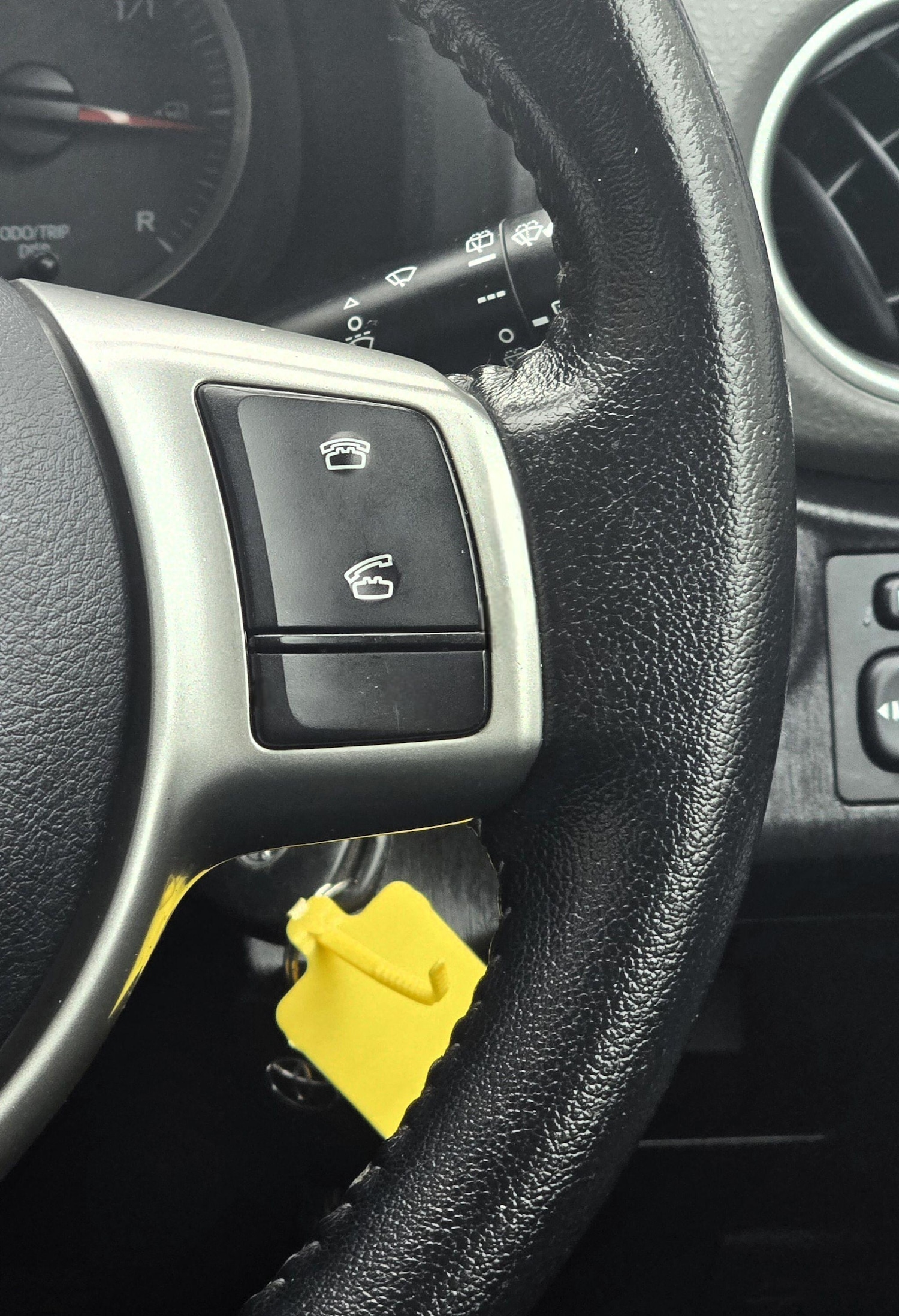 Used Toyota Yaris 2012 for sale - 76855699: Photo 17