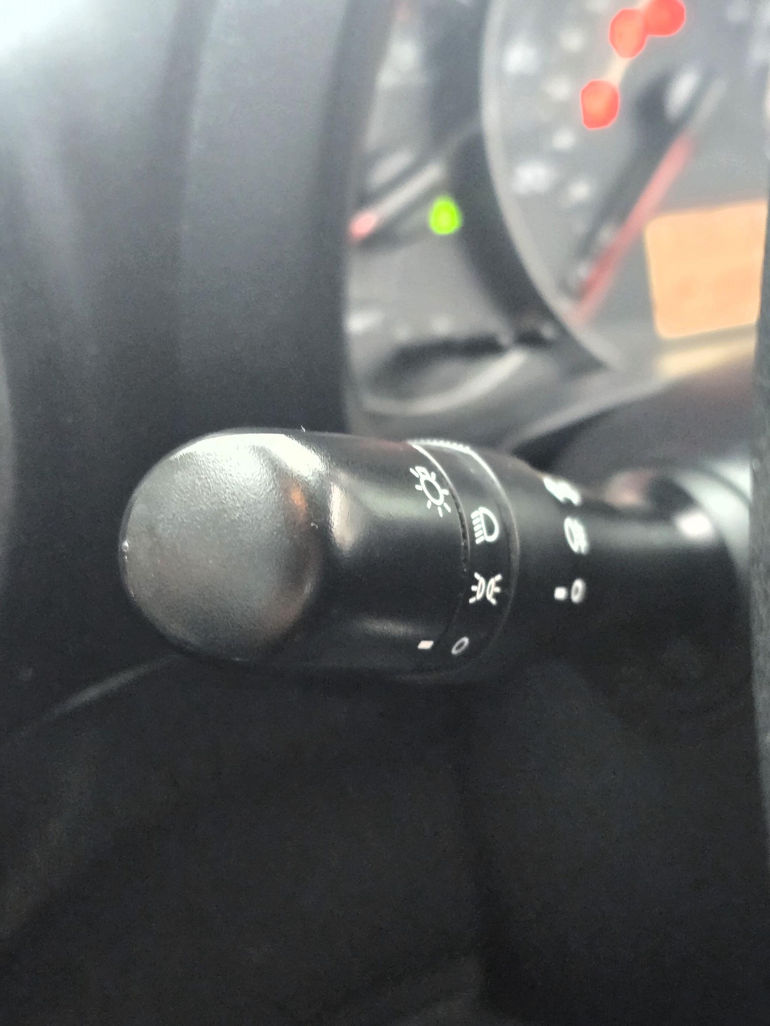 Used Toyota Yaris 2012 for sale - 76855699: Photo 19