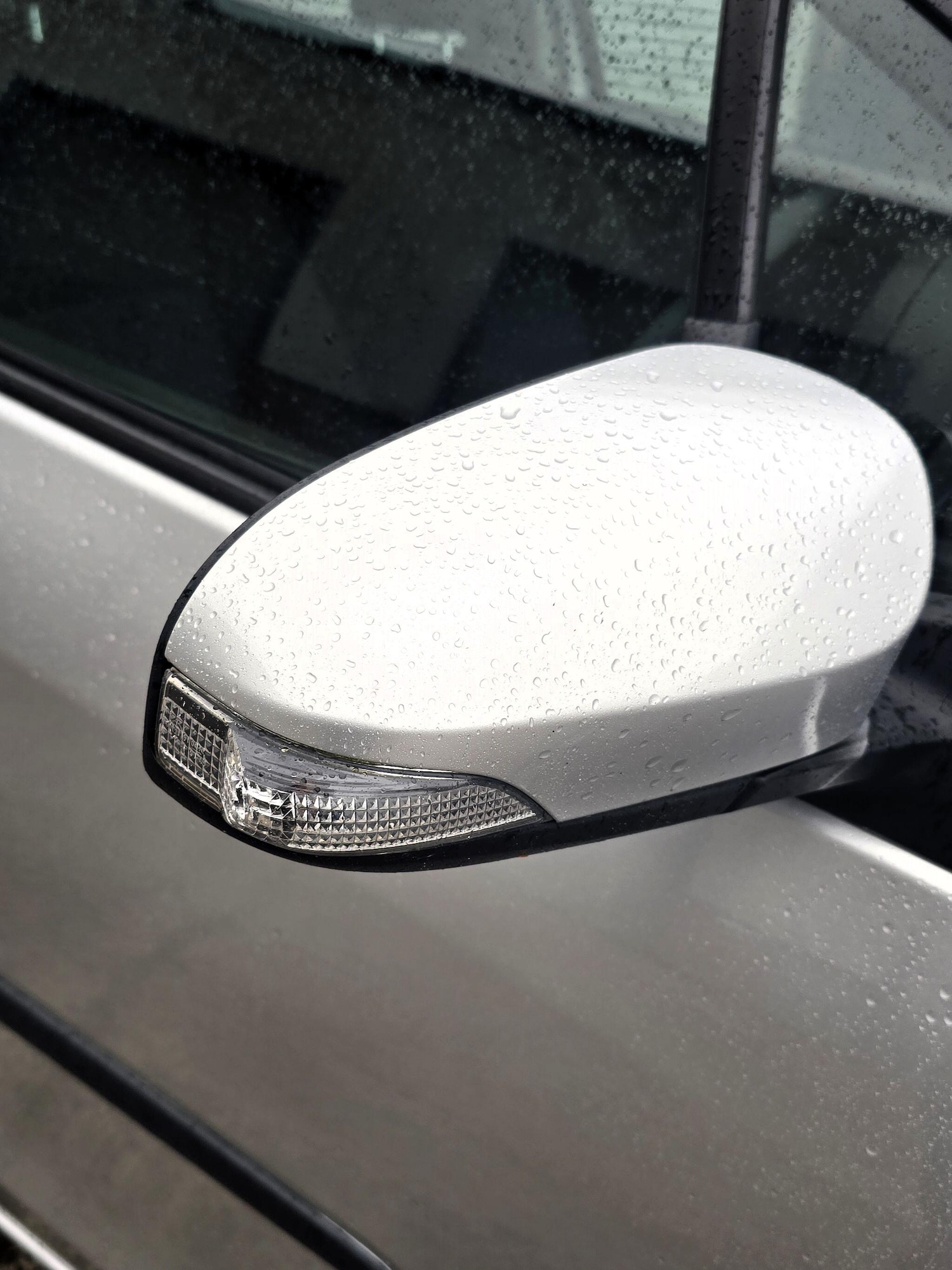 Used Toyota Yaris 2012 for sale - 76855699: Photo 35