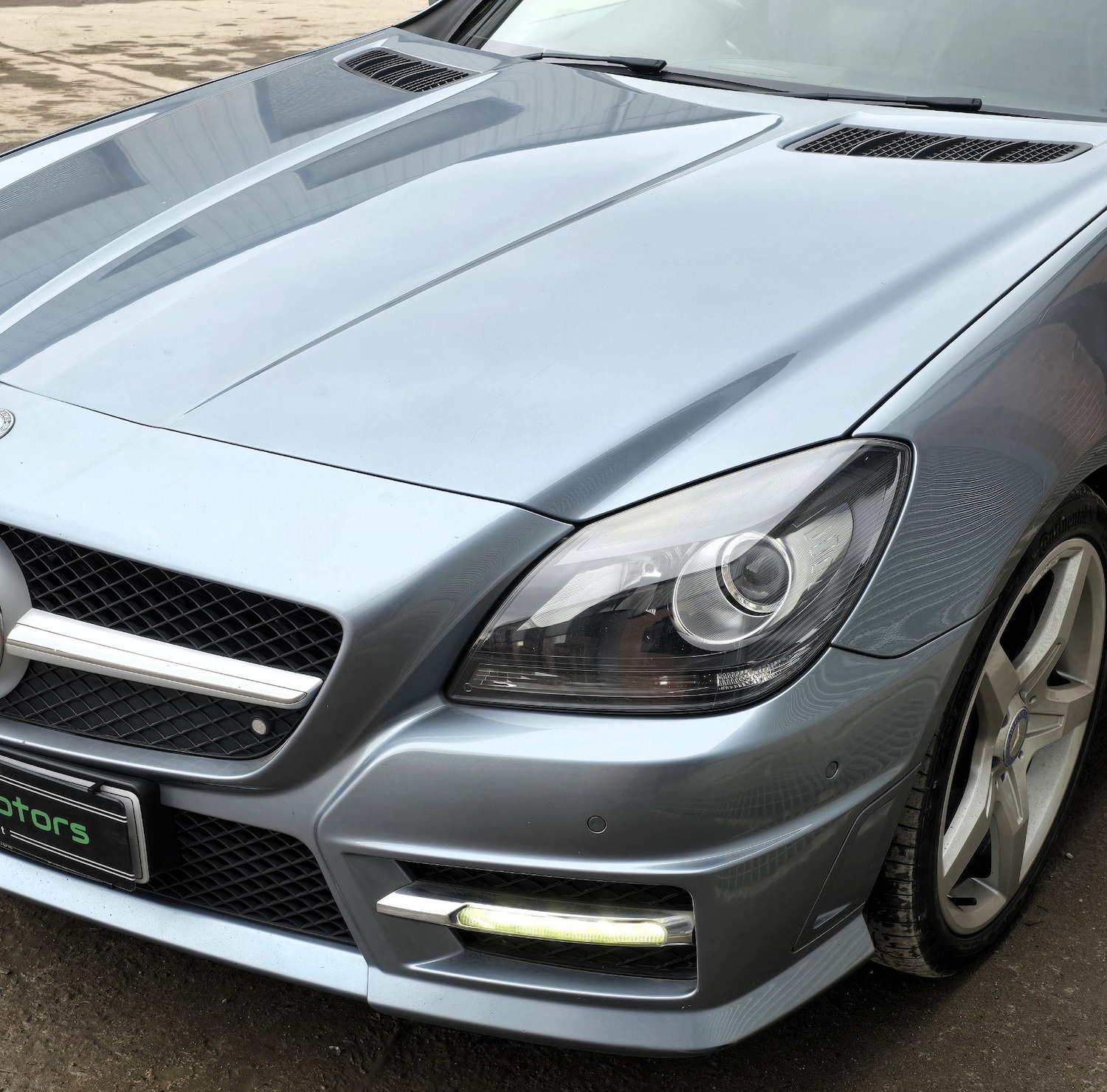 Used Mercedes-Benz SLK 2011 for sale - 76988409: Photo 11