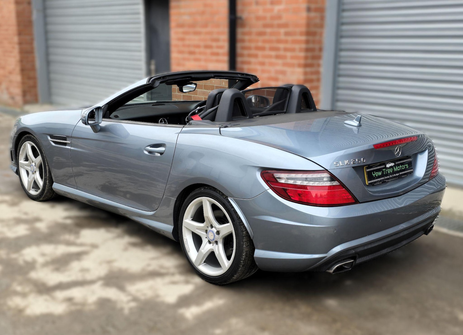 Used Mercedes-Benz SLK 2011 for sale - 76988409: Photo 14