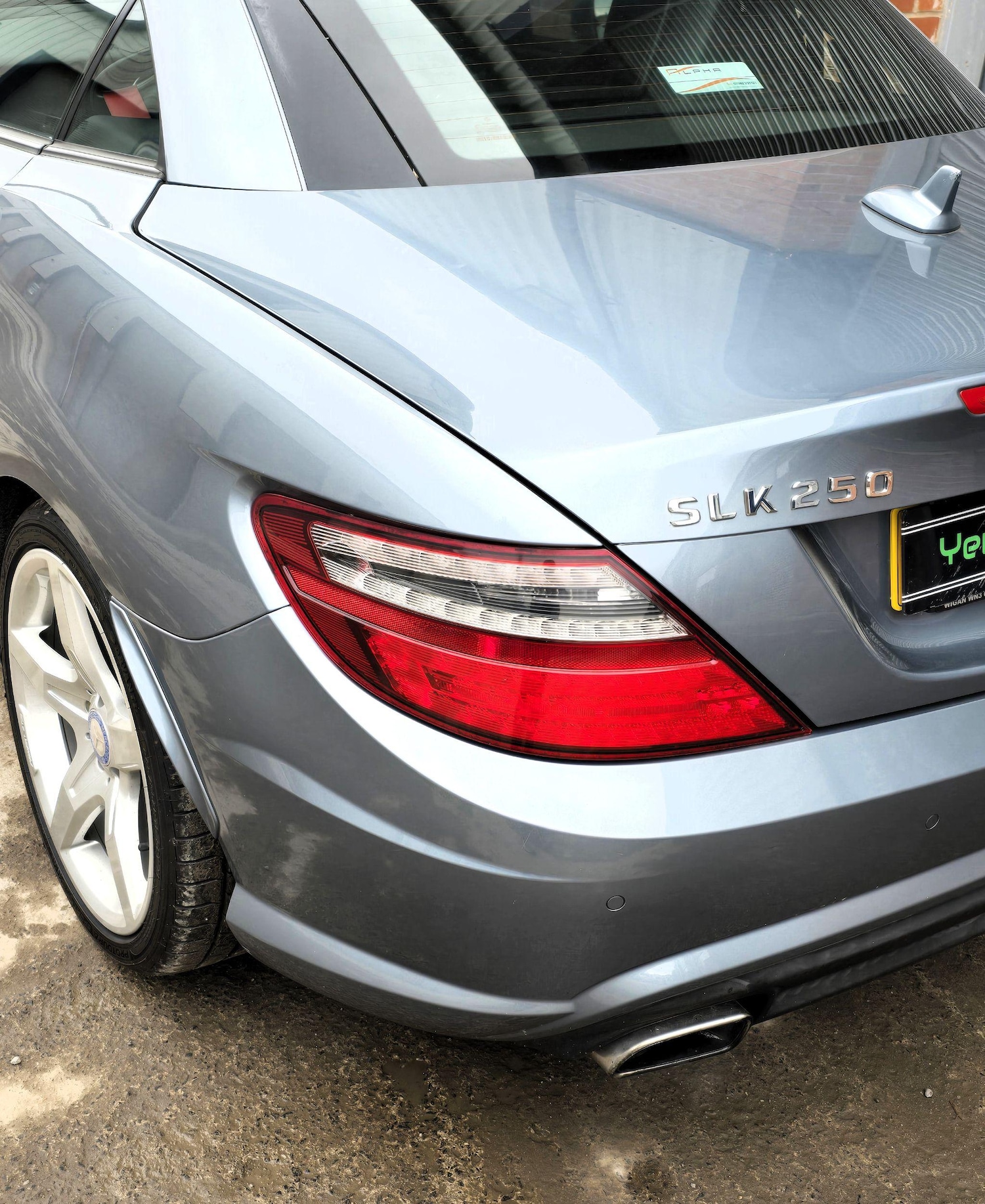 Used Mercedes-Benz SLK 2011 for sale - 76988409: Photo 18