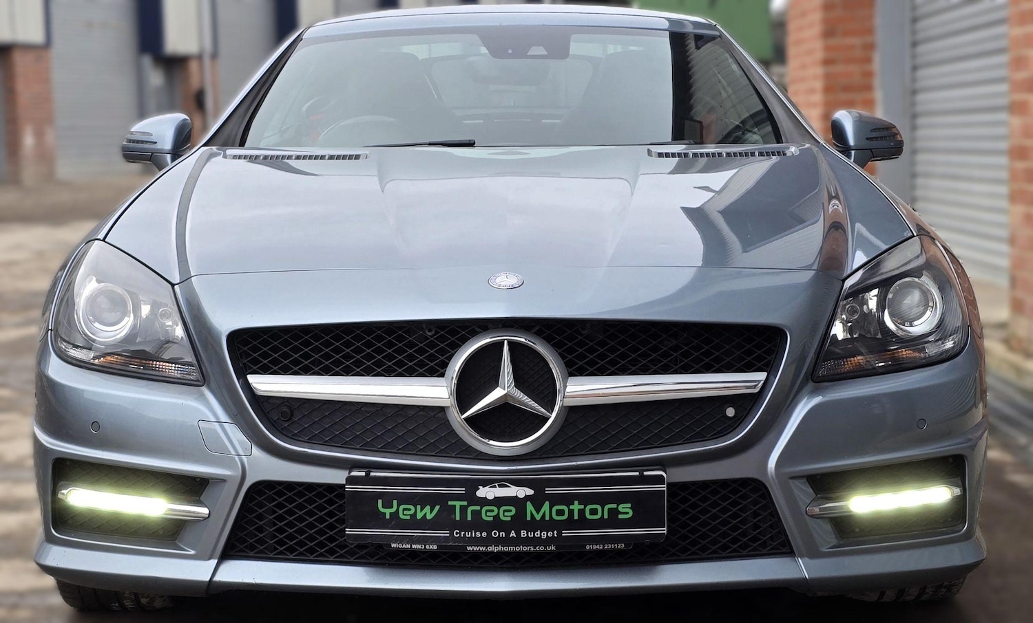 Used Mercedes-Benz SLK 2011 for sale - 76988409: Photo 6