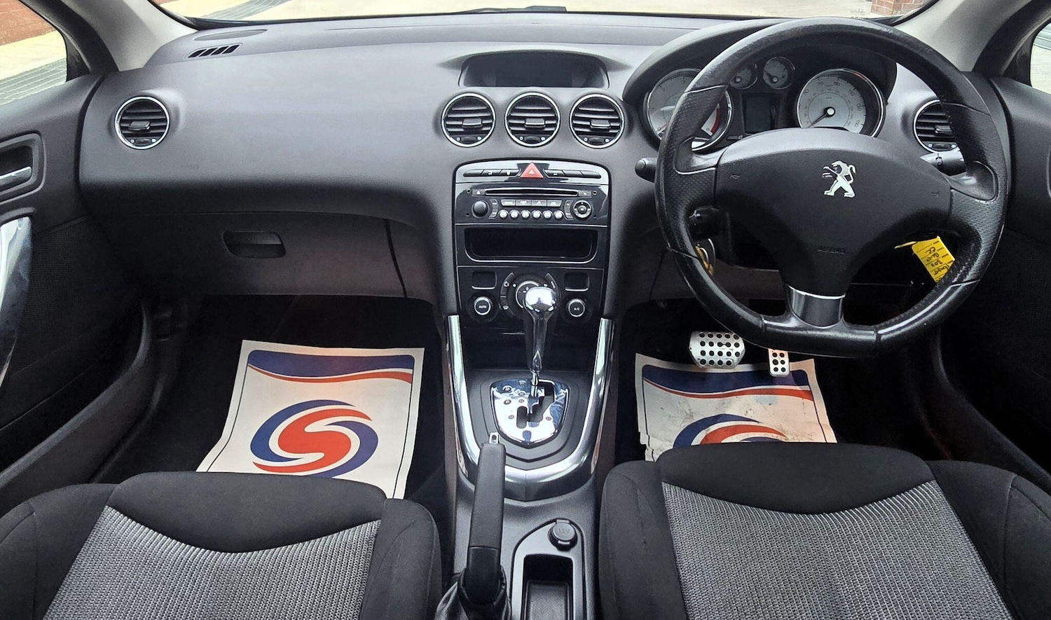 Used Peugeot 308 2012 for sale - 77637659: Photo 16