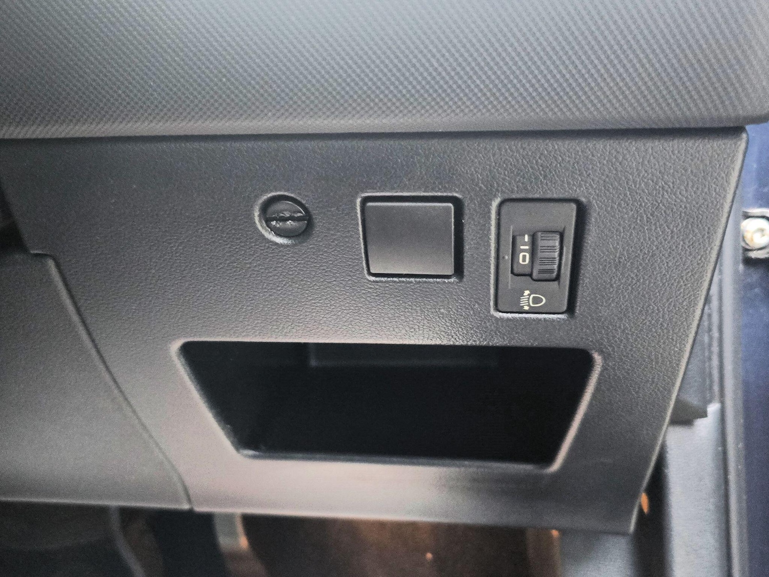 Used Peugeot 308 2012 for sale - 77637659: Photo 21