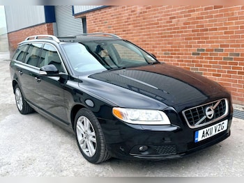 Used Volvo V70 2011 for sale - 78448698: Photo