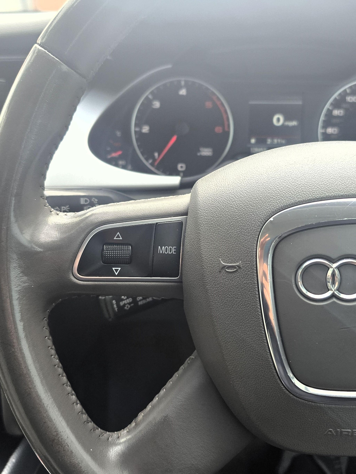 Used Audi A4 2010 for sale - 77411545: Photo 31