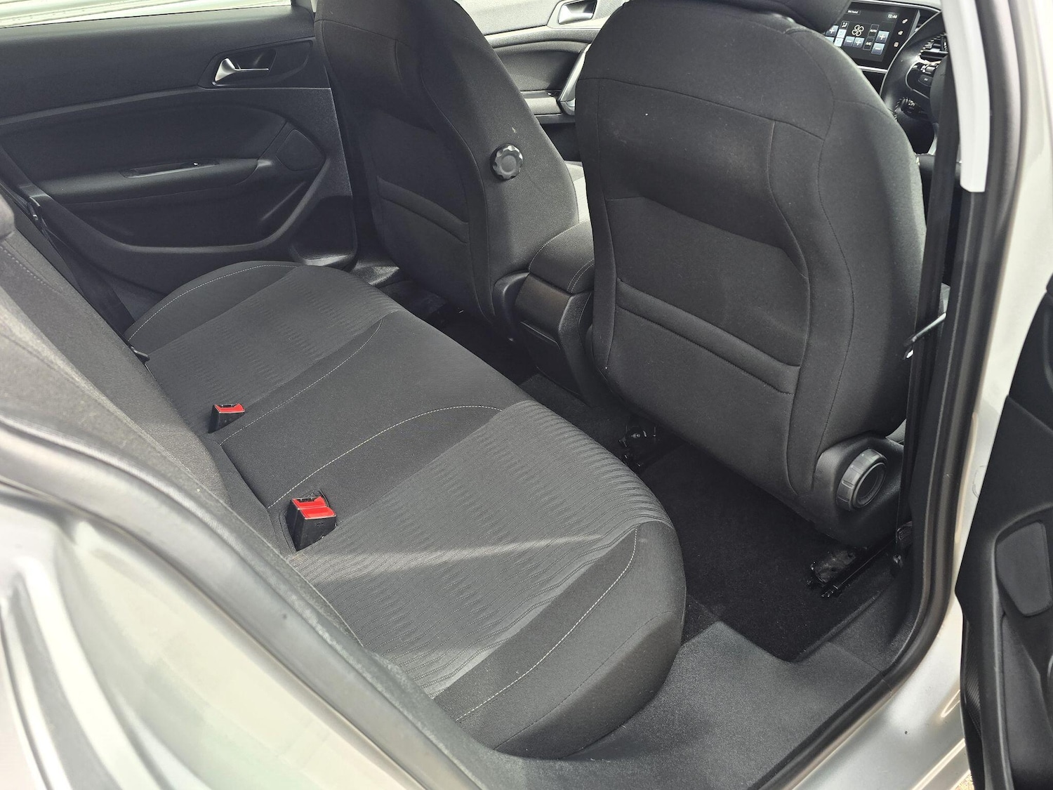 Used Peugeot 308 2014 for sale - 76887165: Photo 7