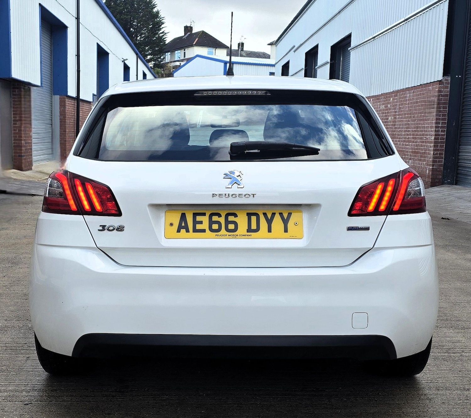 Used Peugeot 308 2016 for sale - 76886428: Photo 11