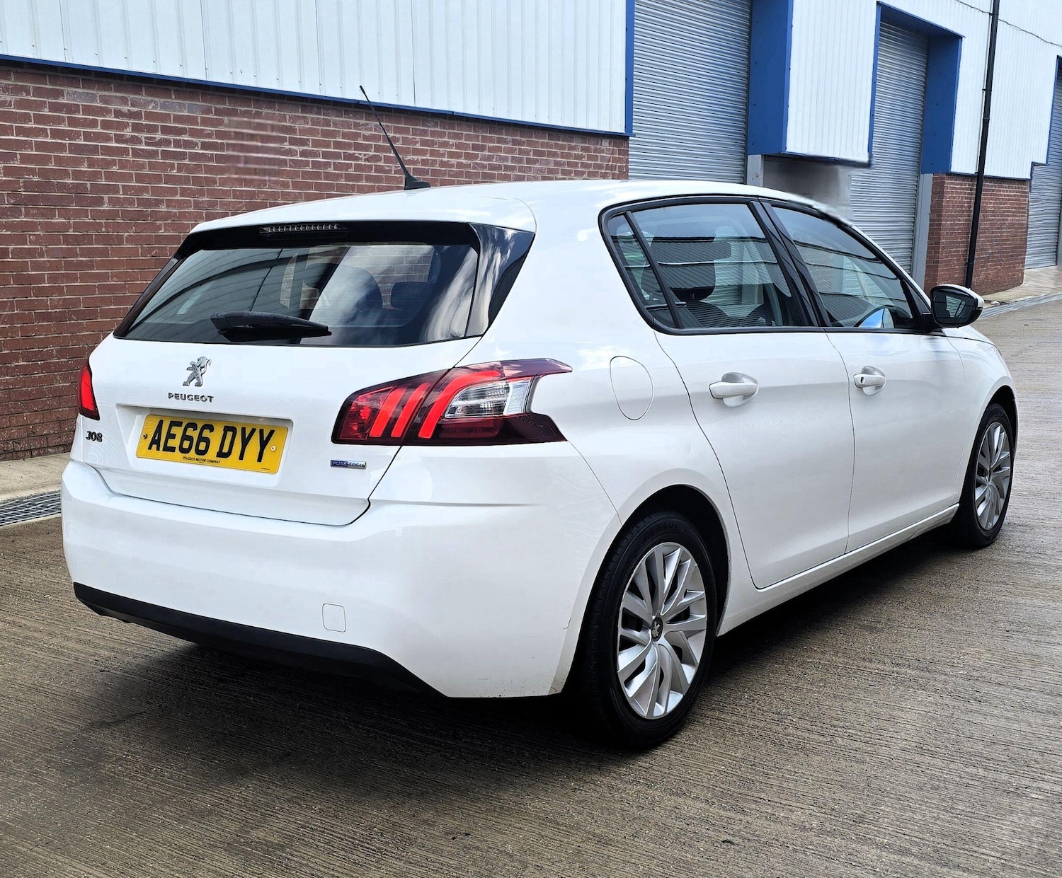 Used Peugeot 308 2016 for sale - 76886428: Photo 7