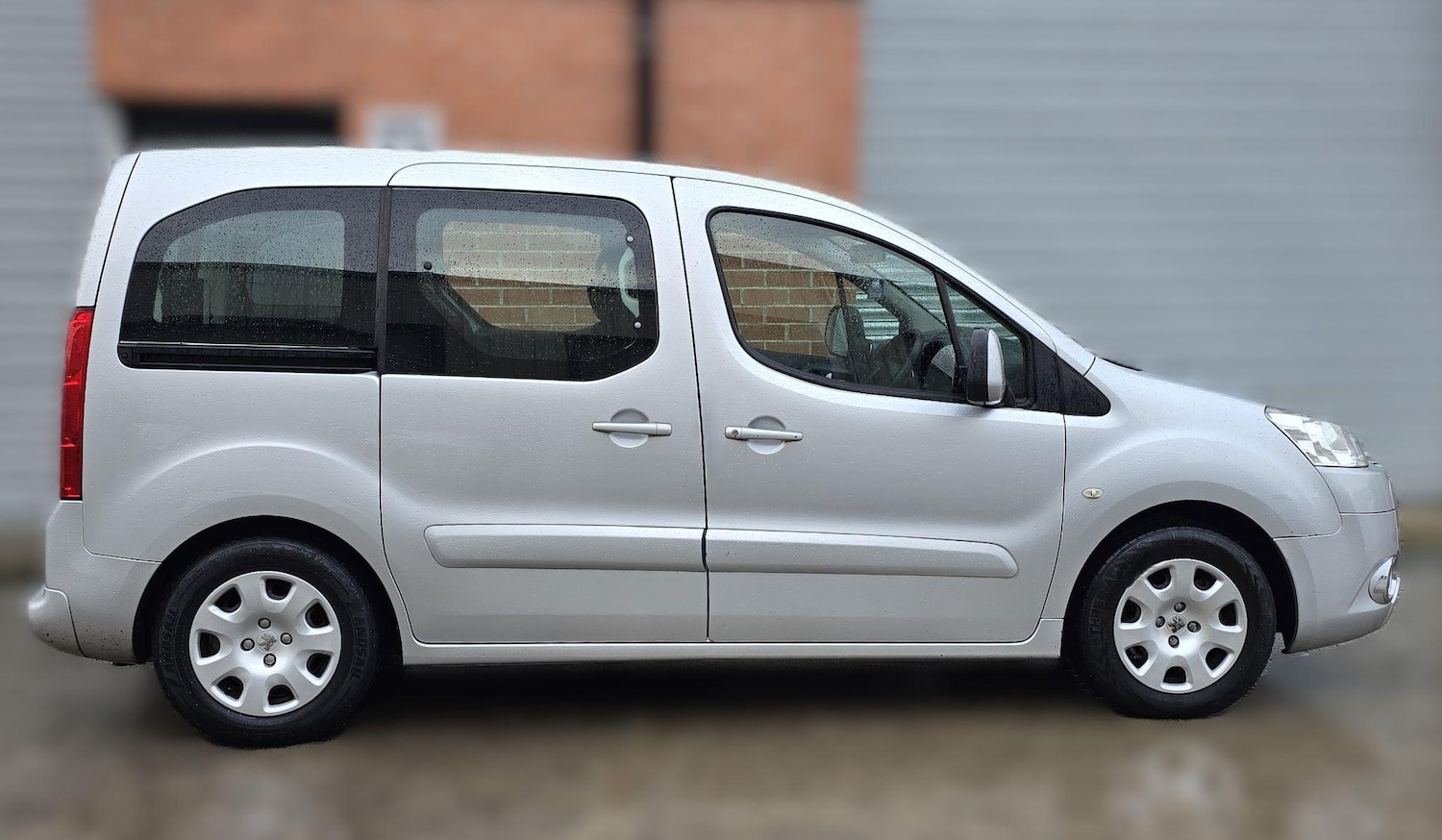 Used Peugeot Partner Tepee 2009 for sale - 75915196: Photo 10
