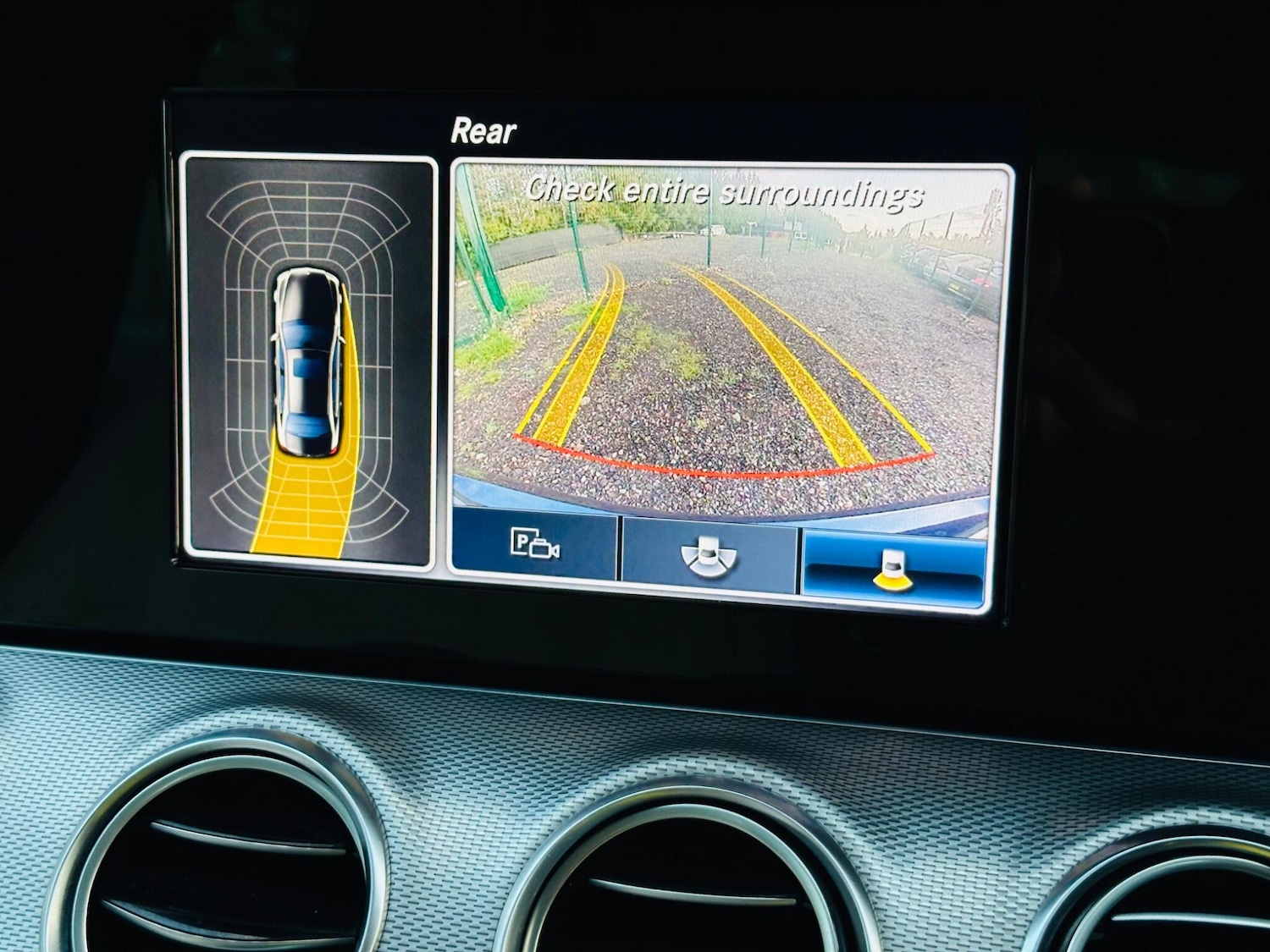 Used Mercedes-Benz E Class 2016 for sale - 76691153: Photo 3