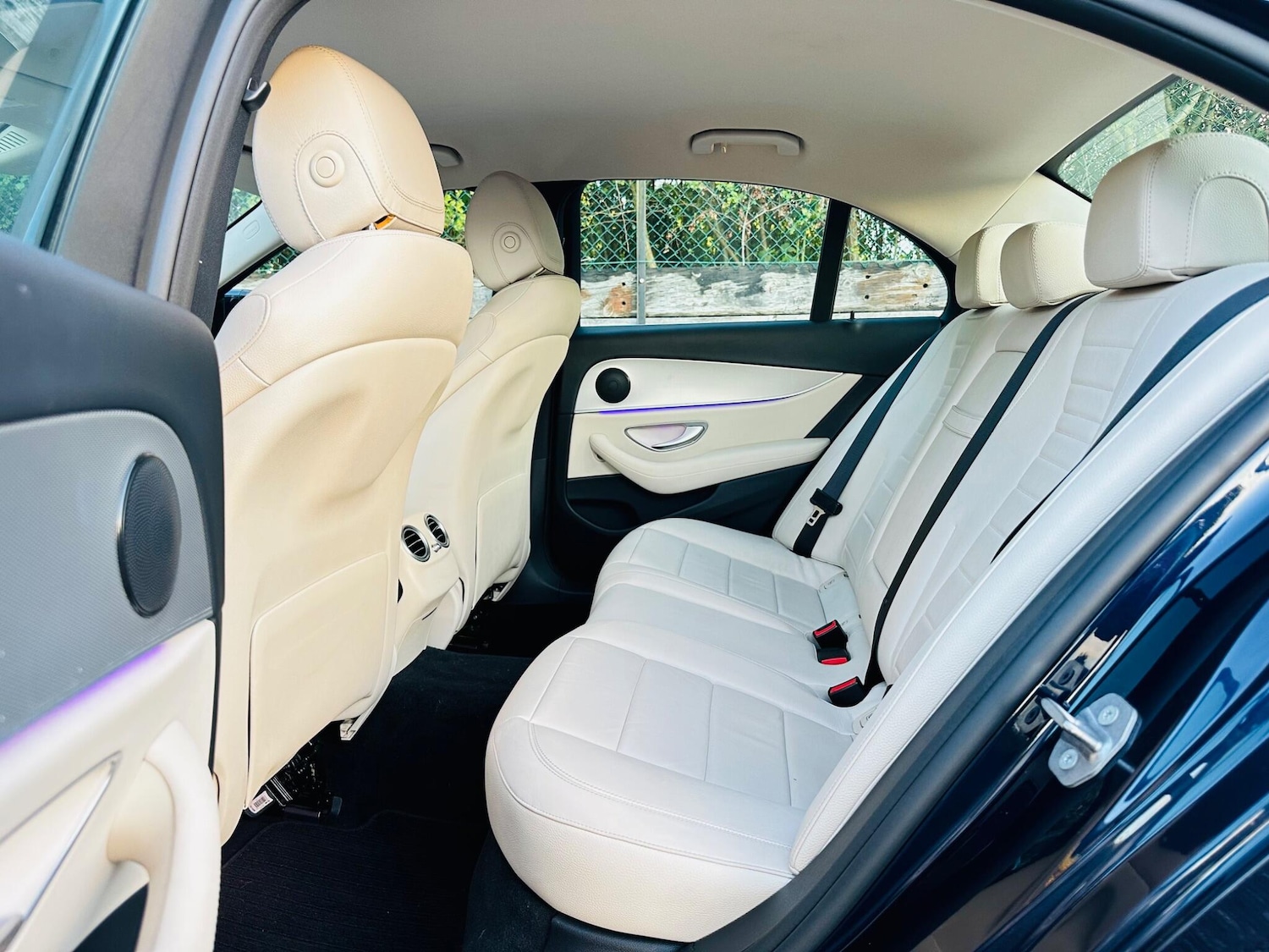 Used Mercedes-Benz E Class 2016 for sale - 76691153: Photo 32