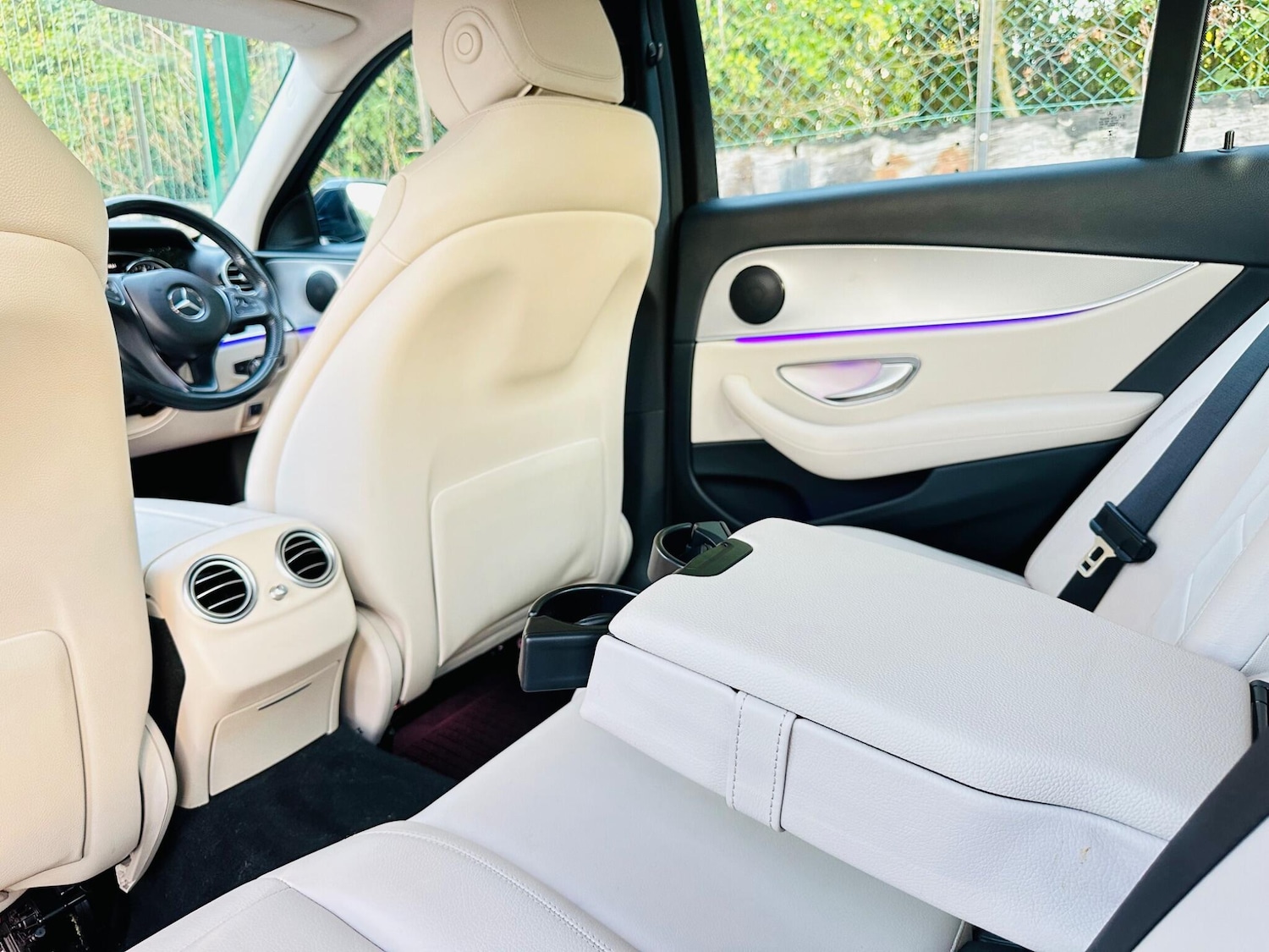 Used Mercedes-Benz E Class 2016 for sale - 76691153: Photo 33