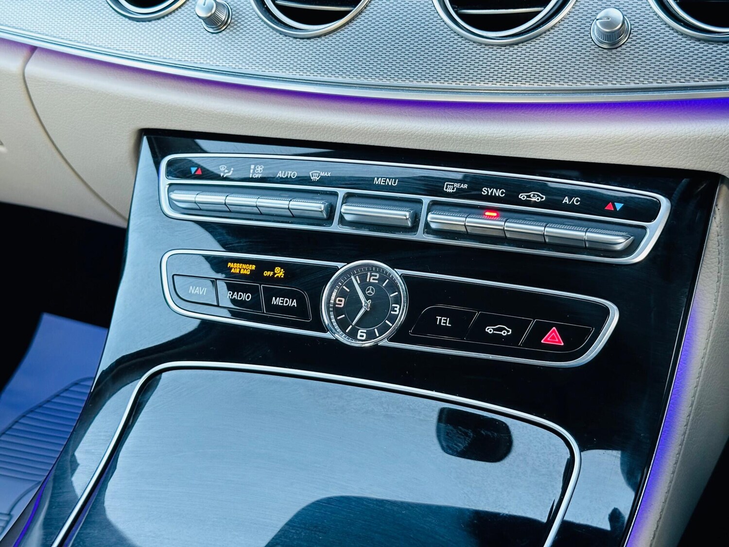 Used Mercedes-Benz E Class 2016 for sale - 76691153: Photo 46